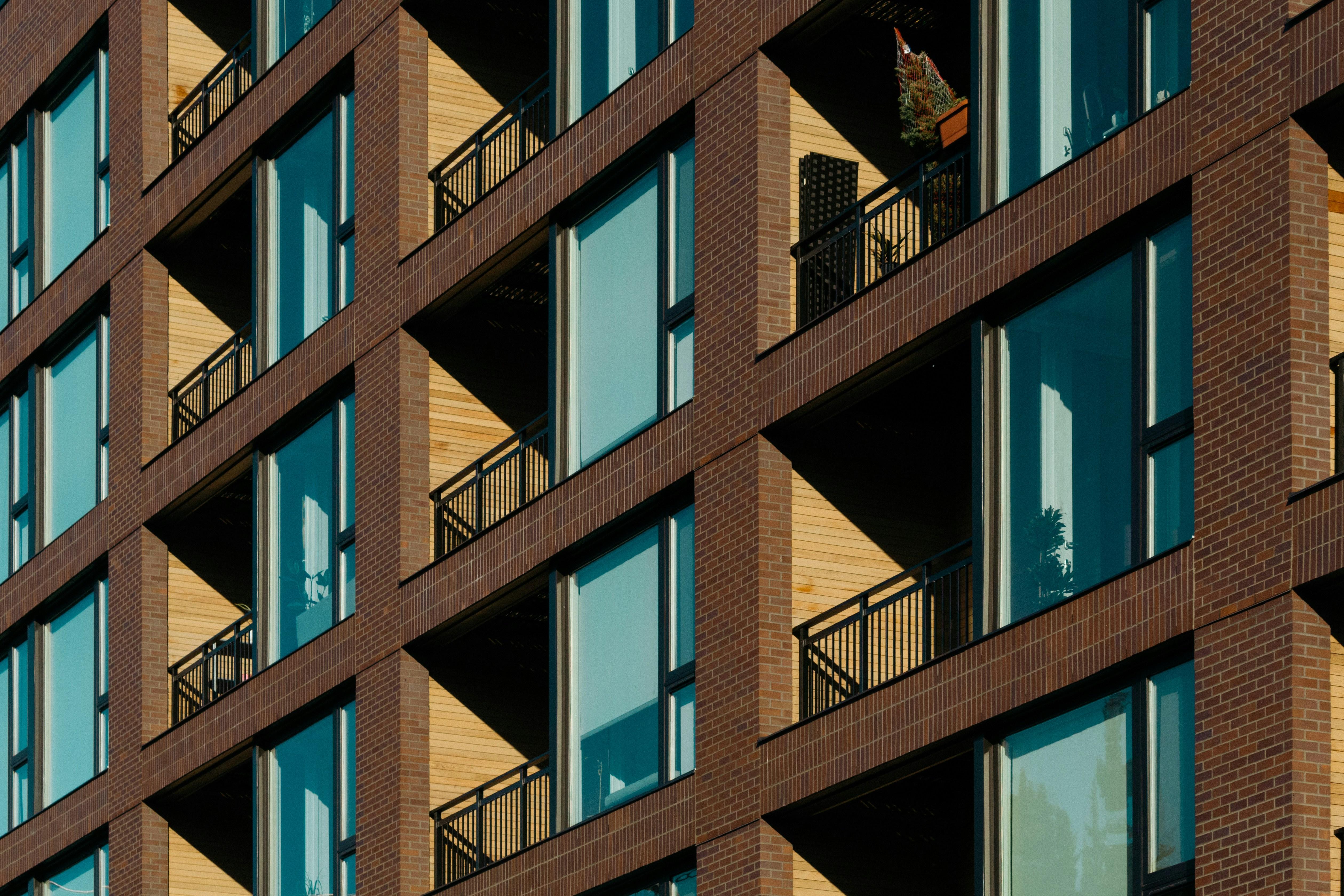 Innovative Narrative Structures and Their Contribution to Plot Development